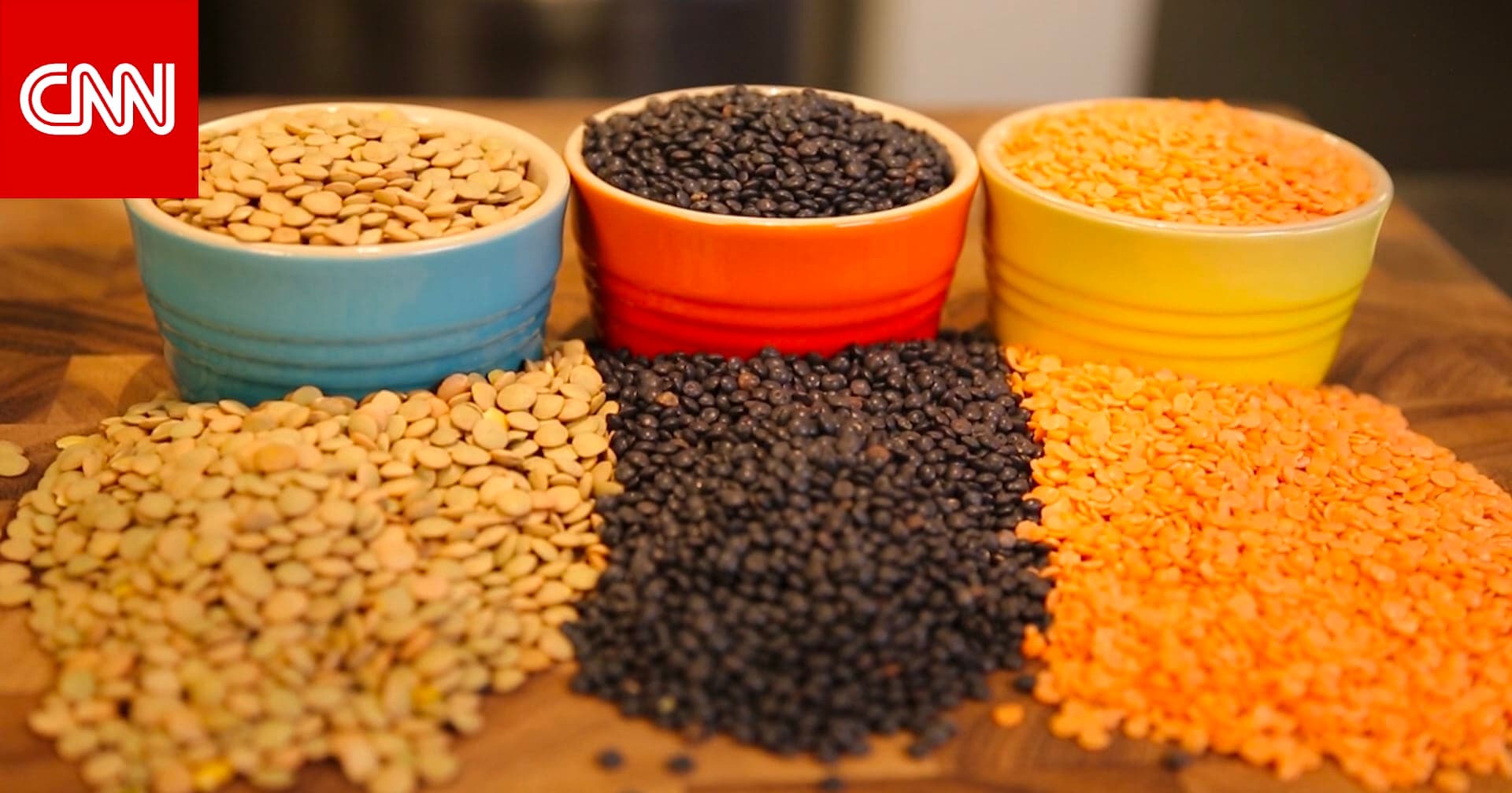 صورة تعبيرية عن الأطعمة الصحية وسلة مشتريات